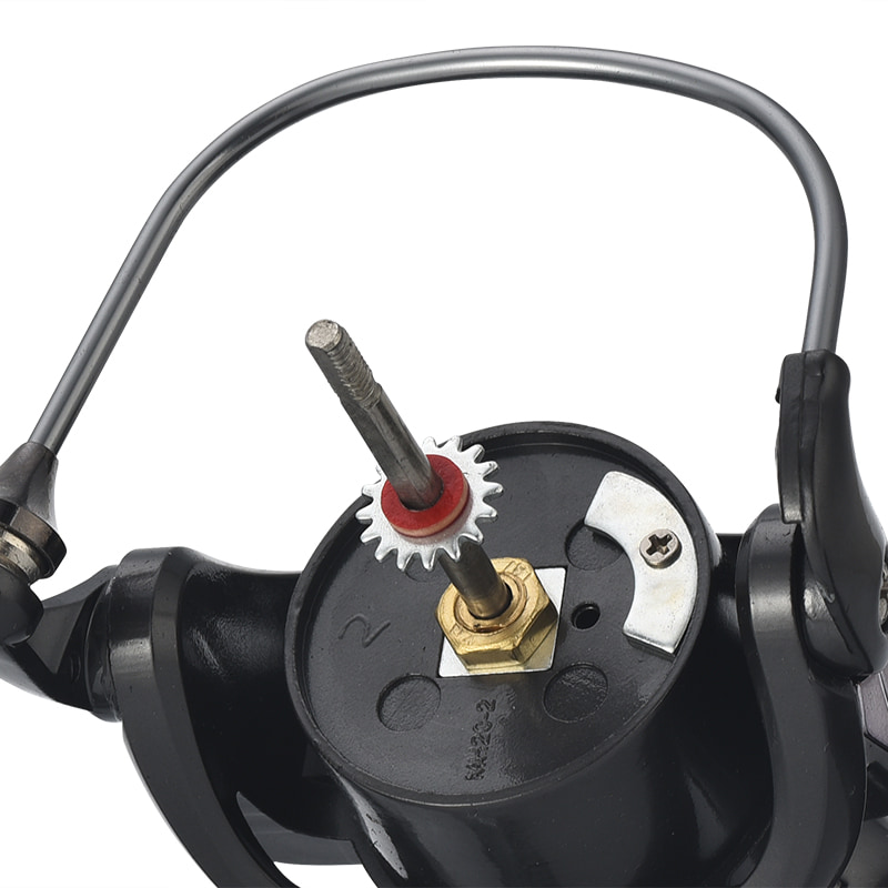 ใหม่ล่าสุดโลหะ Spool Sreaw-in Handle Reel ตกปลาทะเล Spinning Reel น้ำเค็มเหยื่อหล่อ Spinning Fishing Reels